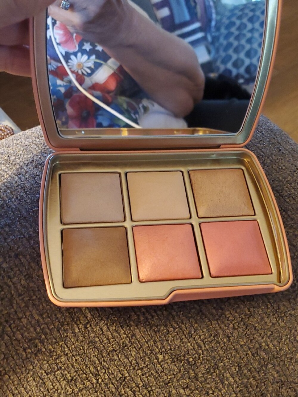 Hourglass Ambient Lighting Edit Palette - Pink Compact - Picture 3 of 4